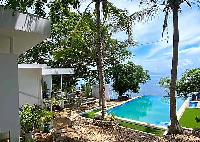 Tulang Diot View And Turtle Haven Cebu